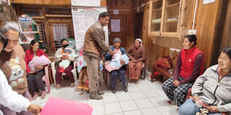 गार्माले दियो स्वास्थ्य संस्थामै सुत्केरी गराउने आमालाई ५ हजार प्रोत्साहन भत्ता