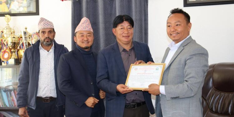 थुलुङ दुधकाेशी गाउँपालिका बन्यो पूर्ण खोप सुनिश्चीत पालिका