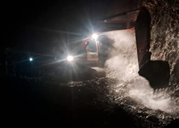 रक्षामन्त्री राईको पहलमा ठोट्ने खोलामा बेलिबृज निर्माण हुँदै