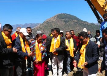 सगरमाथा पर्यटन सडकको कालोपत्रे शिलान्यास, एडिवि सहितको ३७ करोड लगानीमा रिङ्मुसम्म सडक पिच हुने