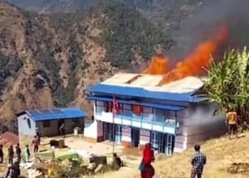 लिखुपिके फुर्केचौरमा भिषण आगलागी, पालिकाको विभिन्न शाखामा क्षति