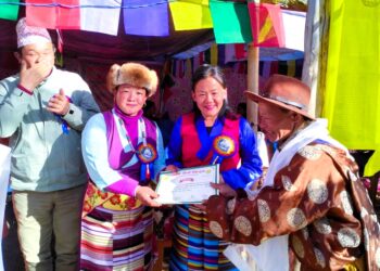 नेचासल्यानमा ल्होसारको अवसरमा शुभकामना, कुसुम थुदेङ गुम्बाको निर्माण सम्पन्न गर्ने प्रतिबद्धता 