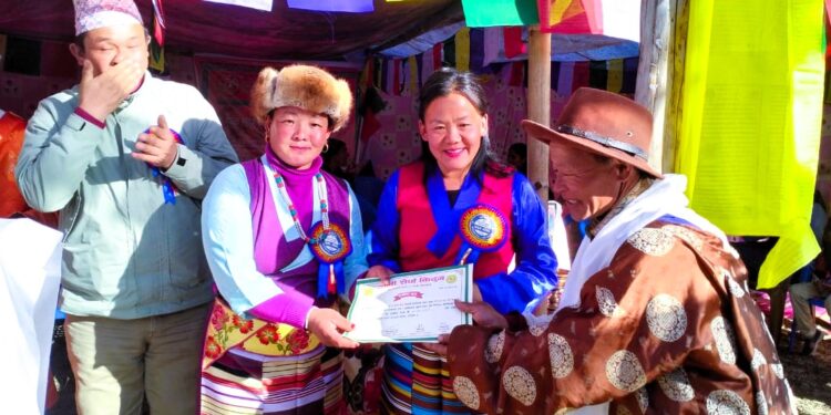 नेचासल्यानमा ल्होसारको अवसरमा शुभकामना, कुसुम थुदेङ गुम्बाको निर्माण सम्पन्न गर्ने प्रतिबद्धता 