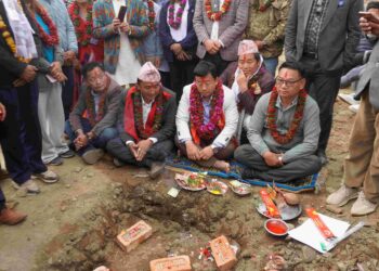   मन्त्री राईबाट एकैदिन २ वडा भवन शिलान्यास 