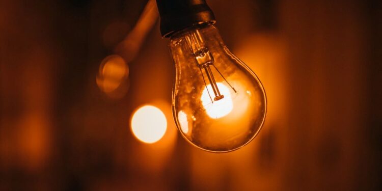 सोलुमा विद्युतको हविगत ः यता हवा चल्यो उता विजुली चैट