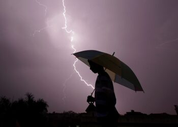 कोशी प्रदेश सहित तीन वटा प्रदेशमा चट्याङसहित वर्षाको सम्भावना