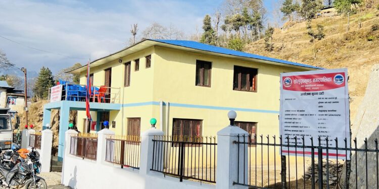 सोलुदुधकुण्ड नगरपालिकाको ६ नम्बर वडा पूर्ण खोप सुनिश्चित घोषणा