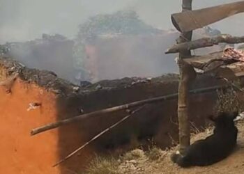 संखुवासभामा आगलागी हुँदा आठ लाखको क्षति