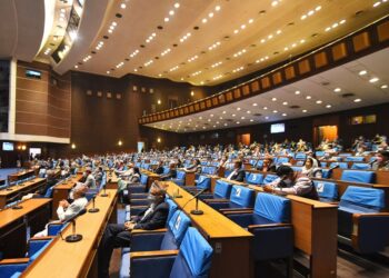 प्रधानमन्त्री ओलीको तर्फबाट रक्षामन्त्री राईले संसद्‍मा पेस गरे वार्षिक प्रतिवेदन