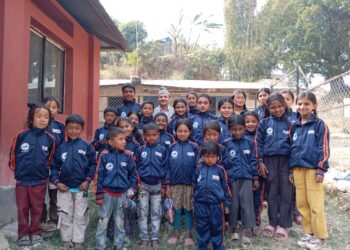 वर्ल्ड भिजन ईन्टरनेसनल नेपाल र जाल्पा एकीकृत बिकास समाज उदयपुरले गर्यो ६ हजार बालबालिकाहरुलाई न्यानो कपडा वितरण