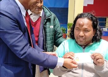 अपाङ्गता भएका लिखु पिकेका बस्नेतलाई नागरिकता प्राप्त, अब सरकारी भत्ता पाउने