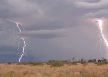 ओखलढुगांमा चट्याङ लागेर पाँच जना घाइते, लिखुमा विद्युत् सेवा अवरुद्ध