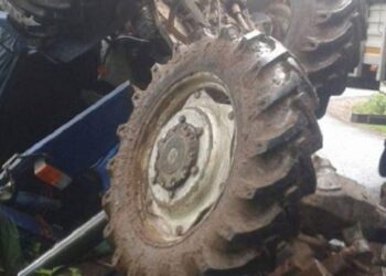 ओखलढुंगामा ट्याक्टर दुर्घटना : घाईते पाँच जनाको सोब्रुमा उपचार हुँदै