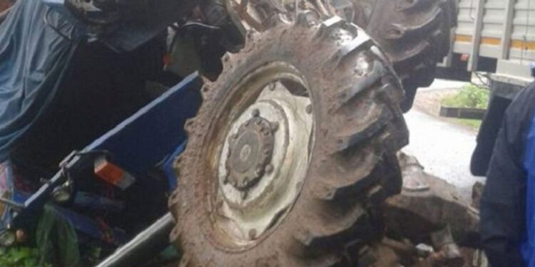 ओखलढुंगामा ट्याक्टर दुर्घटना : घाईते पाँच जनाको सोब्रुमा उपचार हुँदै