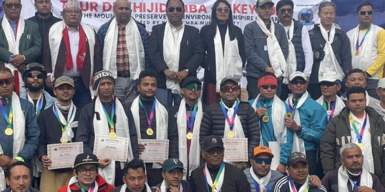 खिजीदेम्बामा ७४.६ किलोमिटर लामो साईकल यात्रा सकियो, ७० प्रतिशत पर्यटन व्यवसायी सहभागी