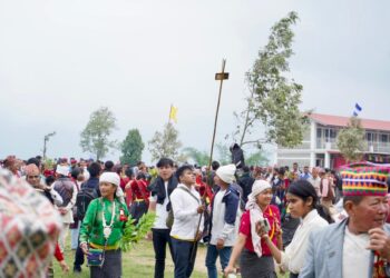 केपिलासगढिमा पहिलो पटक शैक्षिक मेला र जडिबुटि प्रदर्शनी, साकेलमा झुमे हजारौँ जनता