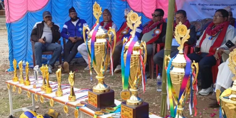 तेस्रो चिशंखुगढीकप : फाइनलमा मोलुङ र पाँचखपनको प्रतिस्पर्धा