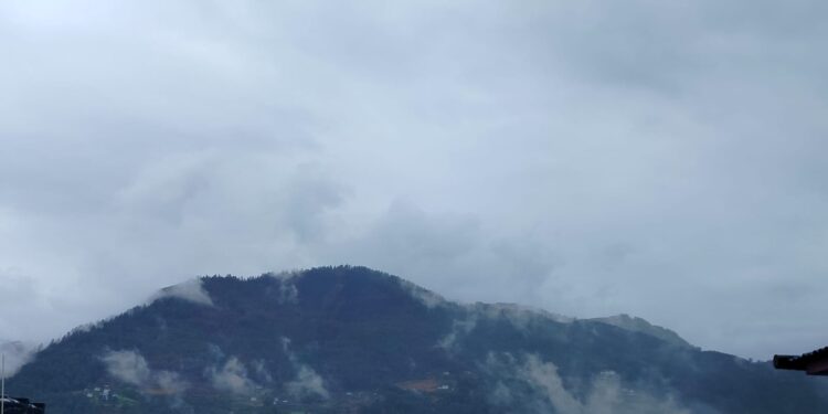 आज दिउँसो केही ठाउँमा पानी पर्ने सम्भावना