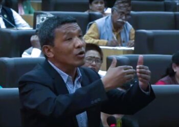 कोशी प्रदेश सभामा ‘भिजिट भिसा’ गीत गाएर गृहमन्त्रीको राजीनामाको माग, कांग्रेसको असन्तुष्टि