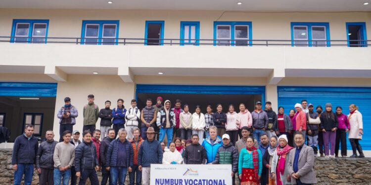 साँढे ३ करोडको लागतमा सोलुदुधकुण्डमा खुल्यो नुम्बुर प्राविधिक शिक्षालय, ३ विधामा नि : शुल्क शिक्षा