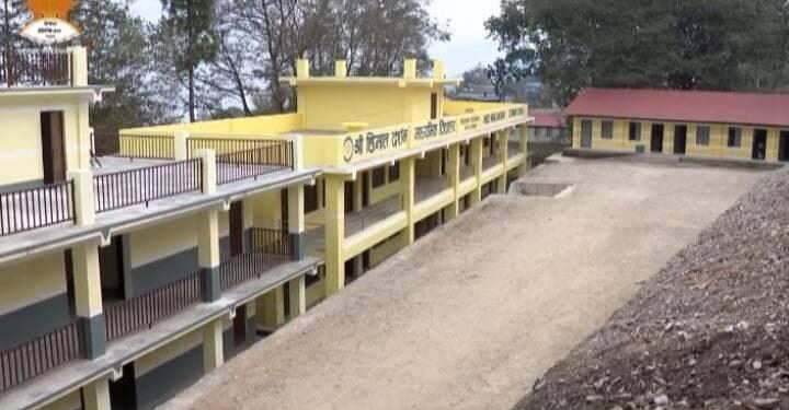 हिमाल दर्शन माविको निर्णय : अब कक्षाभित्र टिकटक खिच्न पाइँदैन