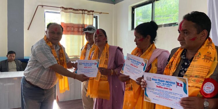 नेपाल शिक्षक महासंघ सोताङ गाउँपालिकाको अधिवेशन सम्पन्न, अध्यक्षमा मोतीराम बस्नेत चयन