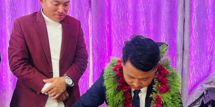 लिम्चुङ्बुङ गाउँपालिकामा रिक्त प्रमुख पदमा सन्देश राईले सम्हाले जिम्मेवारी