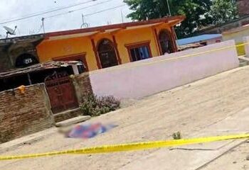 सुनवलमा युवकद्वारा बुवा र छिमेकीको हत्या