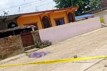 सुनवलमा युवकद्वारा बुवा र छिमेकीको हत्या