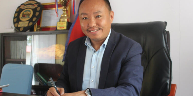 पर्वतारोहण रोयल्टी बाँडफाँड पुनरावलोकन गर्न अध्यक्ष राईको सुझाव