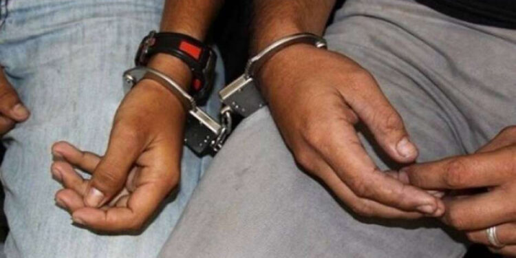 वैदेशिक रोजगारीको नाममा ठगी गर्ने रामेछाप र सङ्खुवासभाका दुई युवा पक्राउ