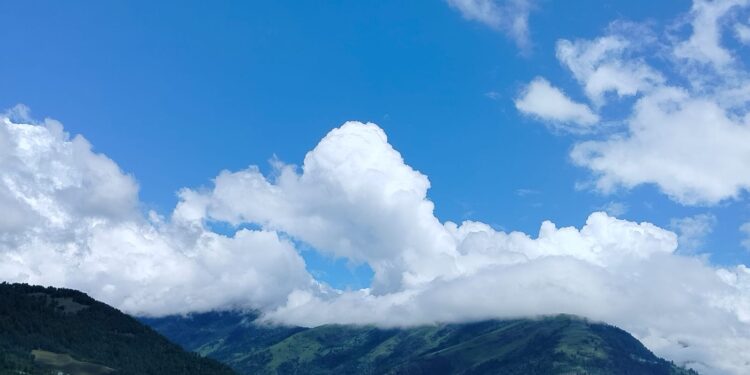 दिउँसो केही ठाउँमा ठूलो पानी पर्ने सम्भावना