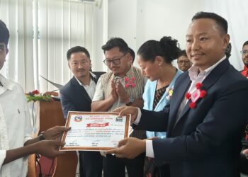 थुलुङ दुधकोशीले गर्यो एसइइ उत्तीर्ण विद्यार्थीहरूलाई सम्मान, उत्कृष्ट विद्यालय र शिक्षकलाई पुरस्कार वितरण