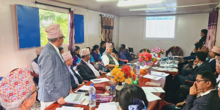 उच्च अदालत ओखलढुंगाको आयोजनामा तीन जिल्ला अदालतहरूको वार्षिक समीक्षा सम्पन्न