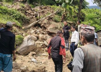 वर्षाले थुलुङमा मच्चायो वितण्डा, सार्वजनिक सम्पत्ति र निजी घरहरूमा क्षति 