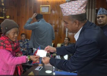 ७० वर्षमा नागरिकता पाएपछि हिरा थापा मगर खुशी