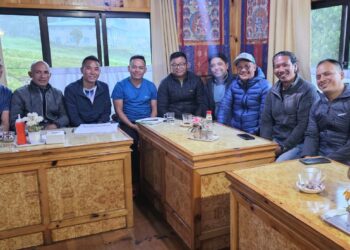  खुम्बु पासाङल्हामु गाउँपालिका स्तरीय निर्माण व्यवसायी सङ्घको अध्यक्षमा विजय तामाङ चयन 