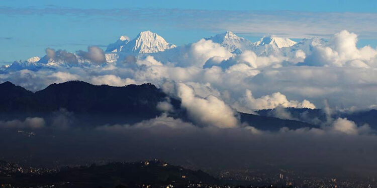 पहाडी क्षेत्रमा भारी वर्षाको सम्भावना, सतर्कता अपनाउन आग्रह
