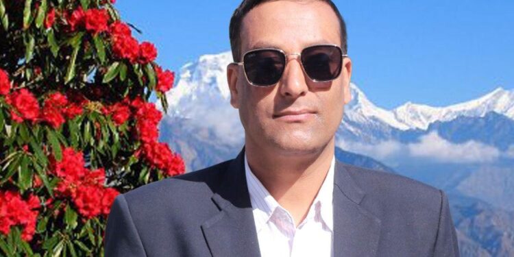  निर्वाचन कार्यालय प्रमुख घिमिरे सम्मानित 