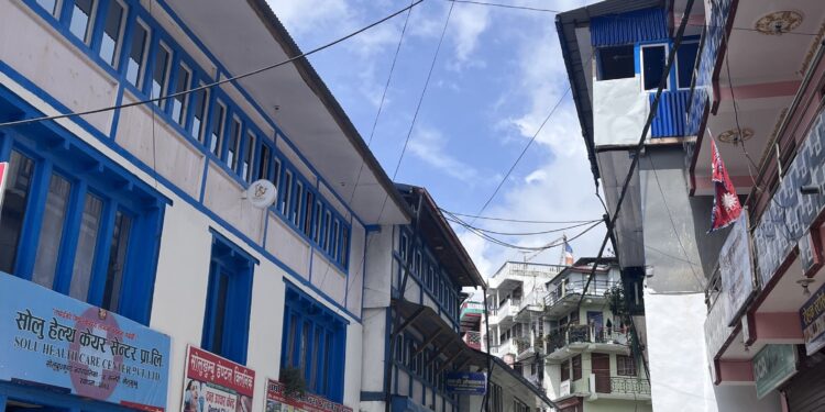 सोलुखुम्बुमा कर्फ्यूले व्यवसायीहरू मर्कामा, दशैको व्यापार प्रभावित