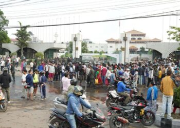 काठमाडौं उपत्यकाका तीनवटै जिल्लामा अनिश्चितकालीन कर्फ्यू-