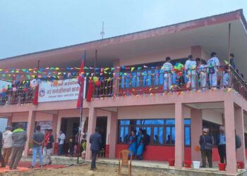 ऐसेलुखर्क गाउँपालिकामा राष्ट्रिय परिचयपत्र दर्ता सवस्टेशनबाट सेवा प्रदान गरिदैँ