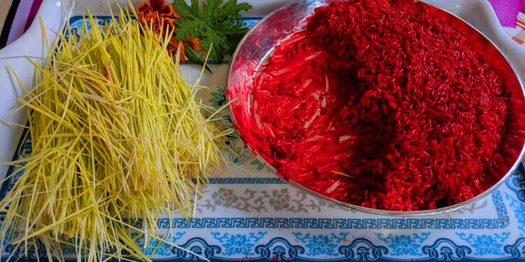 आज दशैंकाे टिका, टीकाको उत्तम साइत ११ः५३ बजे