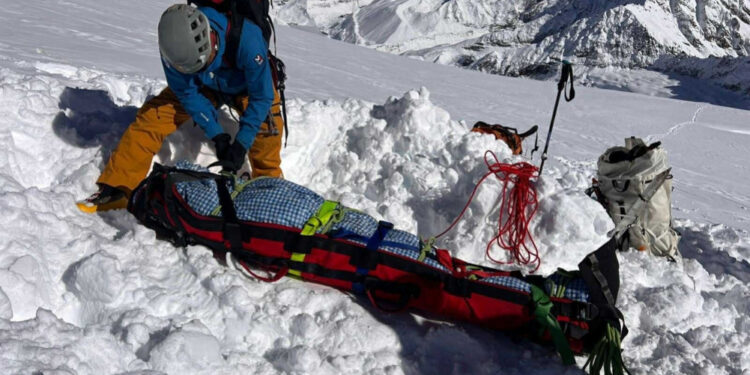 मेरा पिकमा हराएका कोरियन आरोही मृत फेला, नेपाली गाइड सकुशल उद्धार