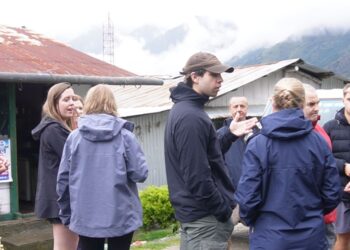  मौसम प्रतिकुल हुँदा छुट्टी लिएर नेपाल घुम्न आएका पर्यटक समस्यामा 