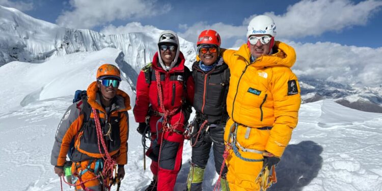 पाथिभरा साउथ ईस्ट हिमालको पहिलो सफल आरोहण