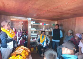 महाकुलुङ १ पात्लेमा आधारभूत स्वास्थ्य इकाई स्थापना