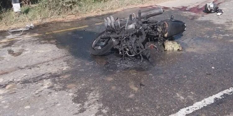 सिन्धुलीमा सवारी दुर्घटना हुँदा २ जनाको मृत्यु, ४ घाइते