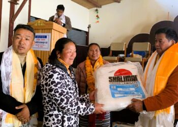 गार्माका सय बढी किसनालाई प्लास्टिक टनेल