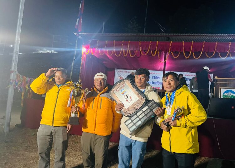 थुलुङ दुधकोशीको ७ औँ अध्यक्ष रनिङ शिल्डः महिला भलिवल तर्फ तिनओटै पुरस्कार माप्यलाई